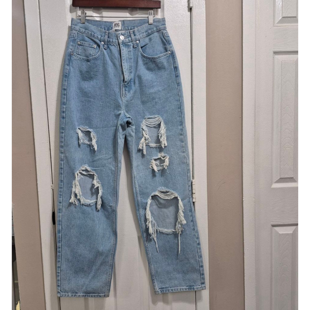 Women's BDG Urban Outfitters Light Blue Distressed Boyfriend Jeans W30